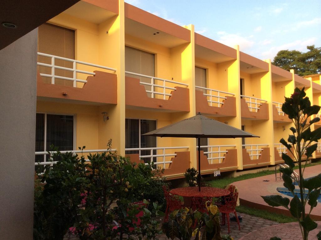 Hotel La Media Luna Inn Huejutla de Reyes المظهر الخارجي الصورة